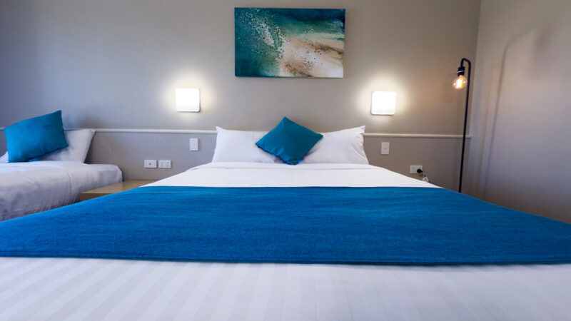 Northern Accessible Room Bed