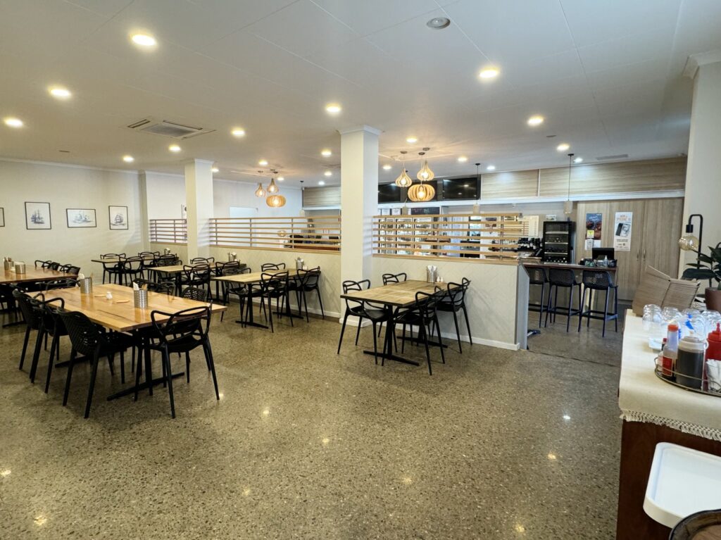Bar & Bistro 2